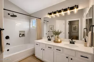 219 W Angela Dr, Phoenix, AZ 85023 - Photo 11