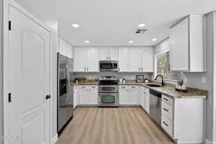 219 W Angela Dr, Phoenix, AZ 85023 - Photo 27