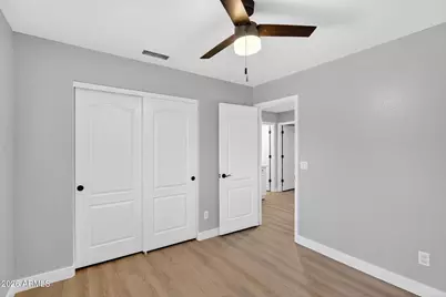 219 W Angela Drive, Phoenix, AZ 85023 - Photo 43