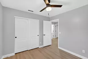 219 W Angela Dr, Phoenix, AZ 85023 - Photo 43