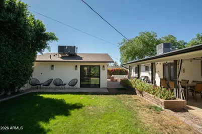 4813 E Fairmount Avenue, Phoenix, AZ 85018 - Photo 9