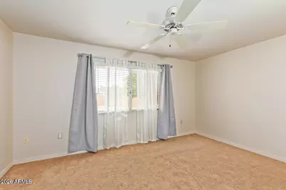 19802 N Concho Circle, Sun City, AZ 85373 - Photo 11
