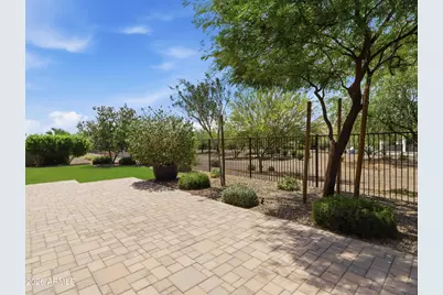 16637 W Catalina Drive, Goodyear, AZ 85395 - Photo 53