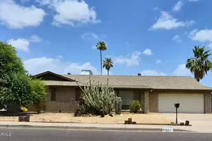 4826 W Royal Palm Rd, Glendale, AZ 85302 - Photo 1