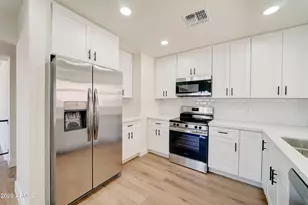 5619 W Hartford Ave, Glendale, AZ 85308 - Photo 5