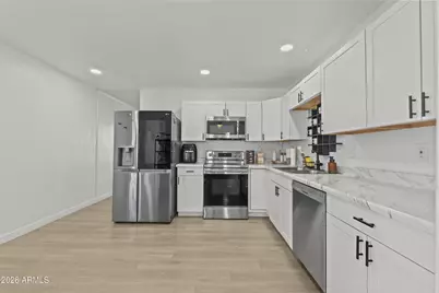 4450 E Alta Vista Road, Phoenix, AZ 85042 - Photo 5