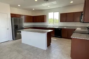 14274 W Bronco Trl, Surprise, AZ 85387 - Photo 7