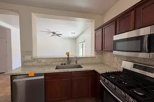 44263 W Caven Dr, Maricopa, AZ 85138 - Photo 9