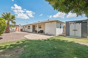 2715 N 38th Pl, Phoenix, AZ 85008 - Photo 17