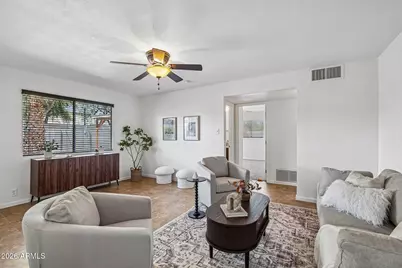 2715 N 38th Place, Phoenix, AZ 85008 - Photo 7
