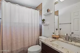 2715 N 38th Pl, Phoenix, AZ 85008 - Photo 11