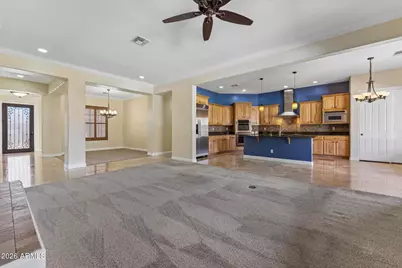 25612 N 55th Drive, Phoenix, AZ 85083 - Photo 11