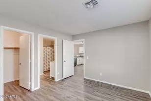 1120 N Val Vista Dr, Gilbert, AZ 85234 - Photo 11