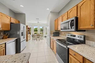 18419 N Borgata Dr, Surprise, AZ 85374 - Photo 11