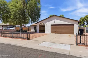 5832 S 45th St, Phoenix, AZ 85040 - Photo 3
