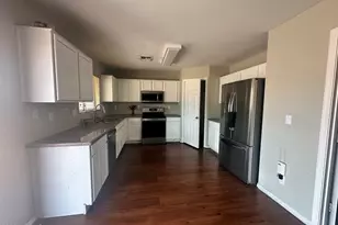7210 W Discovery Dr, Glendale, AZ 85303 - Photo 5