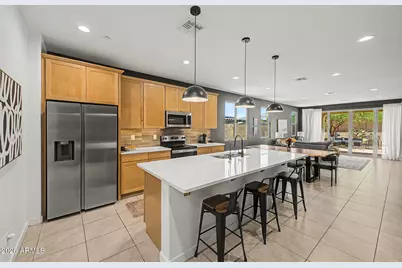 13239 W Red Range Way, Peoria, AZ 85383 - Photo 11