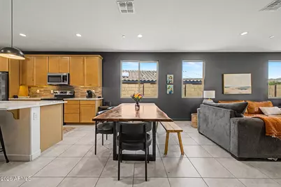 13239 W Red Range Way, Peoria, AZ 85383 - Photo 7