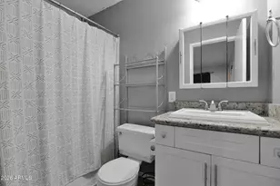 8161 N 107th Ave, Peoria, AZ 85345 - Photo 13
