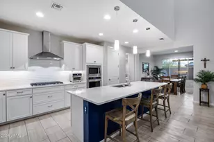 21622 N 59th Wy, Phoenix, AZ 85054 - Photo 9