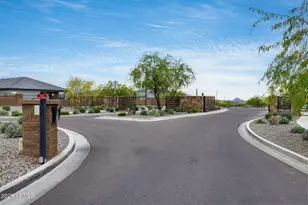 21622 N 59th Wy, Phoenix, AZ 85054 - Photo 37