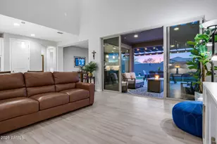 21622 N 59th Wy, Phoenix, AZ 85054 - Photo 5