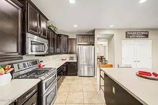 15613 N 185th Ave, Surprise, AZ 85388 - Photo 11