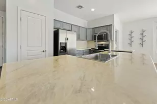 14093 W Windrose Dr, Surprise, AZ 85379 - Photo 9