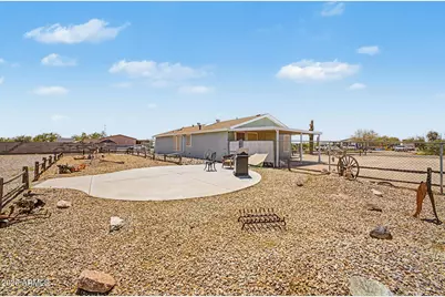 14449 S Vaquero Circle, Arizona City, AZ 85123 - Photo 21