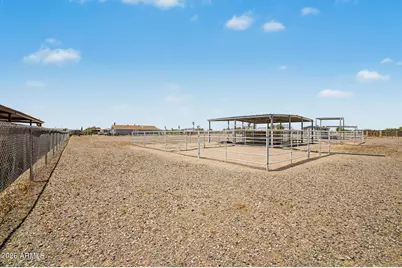 14449 S Vaquero Circle, Arizona City, AZ 85123 - Photo 21