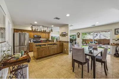 10020 S 46th Place, Phoenix, AZ 85044 - Photo 3