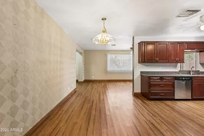 1902 W Kerry Lane, Phoenix, AZ 85027 - Photo 9