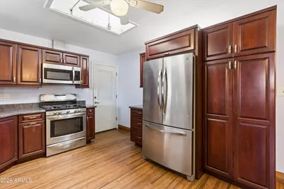 1902 W Kerry Lane, Phoenix, AZ 85027 - Photo 5