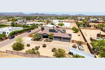 2639 W Lavitt Lane, Phoenix, AZ 85086 - Photo 25
