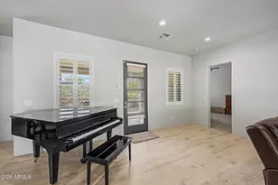2639 W Lavitt Ln, Phoenix, AZ 85086 - Photo 53