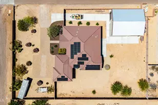 2639 W Lavitt Ln, Phoenix, AZ 85086 - Photo 13