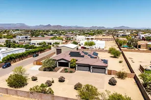 2639 W Lavitt Ln, Phoenix, AZ 85086 - Photo 1