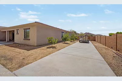 2639 W Lavitt Lane, Phoenix, AZ 85086 - Photo 21