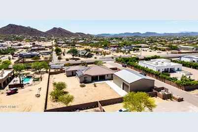 2639 W Lavitt Lane, Phoenix, AZ 85086 - Photo 49
