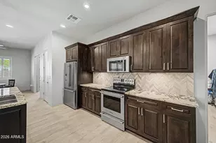 2639 W Lavitt Ln, Phoenix, AZ 85086 - Photo 27