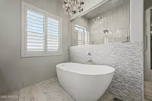 2639 W Lavitt Ln, Phoenix, AZ 85086 - Photo 5