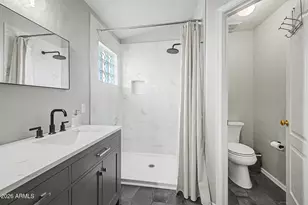26421 N 43rd Pl, Phoenix, AZ 85050 - Photo 21