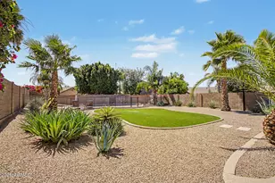 26421 N 43rd Pl, Phoenix, AZ 85050 - Photo 33