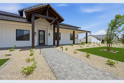 1764 W Lucky Lane, San Tan Valley, AZ 85144 - Photo 5