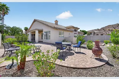 2541 E Silverwood Drive, Phoenix, AZ 85048 - Photo 39