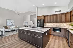 2541 E Silverwood Dr, Phoenix, AZ 85048 - Photo 13