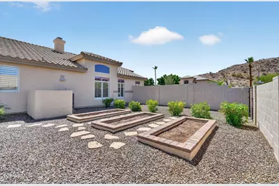 2541 E Silverwood Drive, Phoenix, AZ 85048 - Photo 41