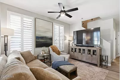 902 S Annie Lane, Gilbert, AZ 85296 - Photo 5