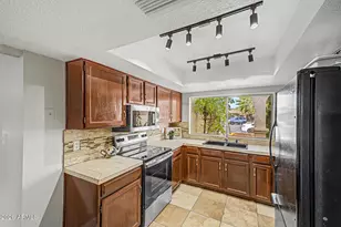 2627 W Obispo Cir, Mesa, AZ 85202 - Photo 13