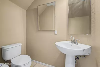 1944 N 77th Glen, Phoenix, AZ 85035 - Photo 13